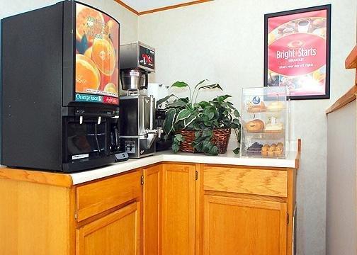 Rodeway Inn Blair Екстериор снимка